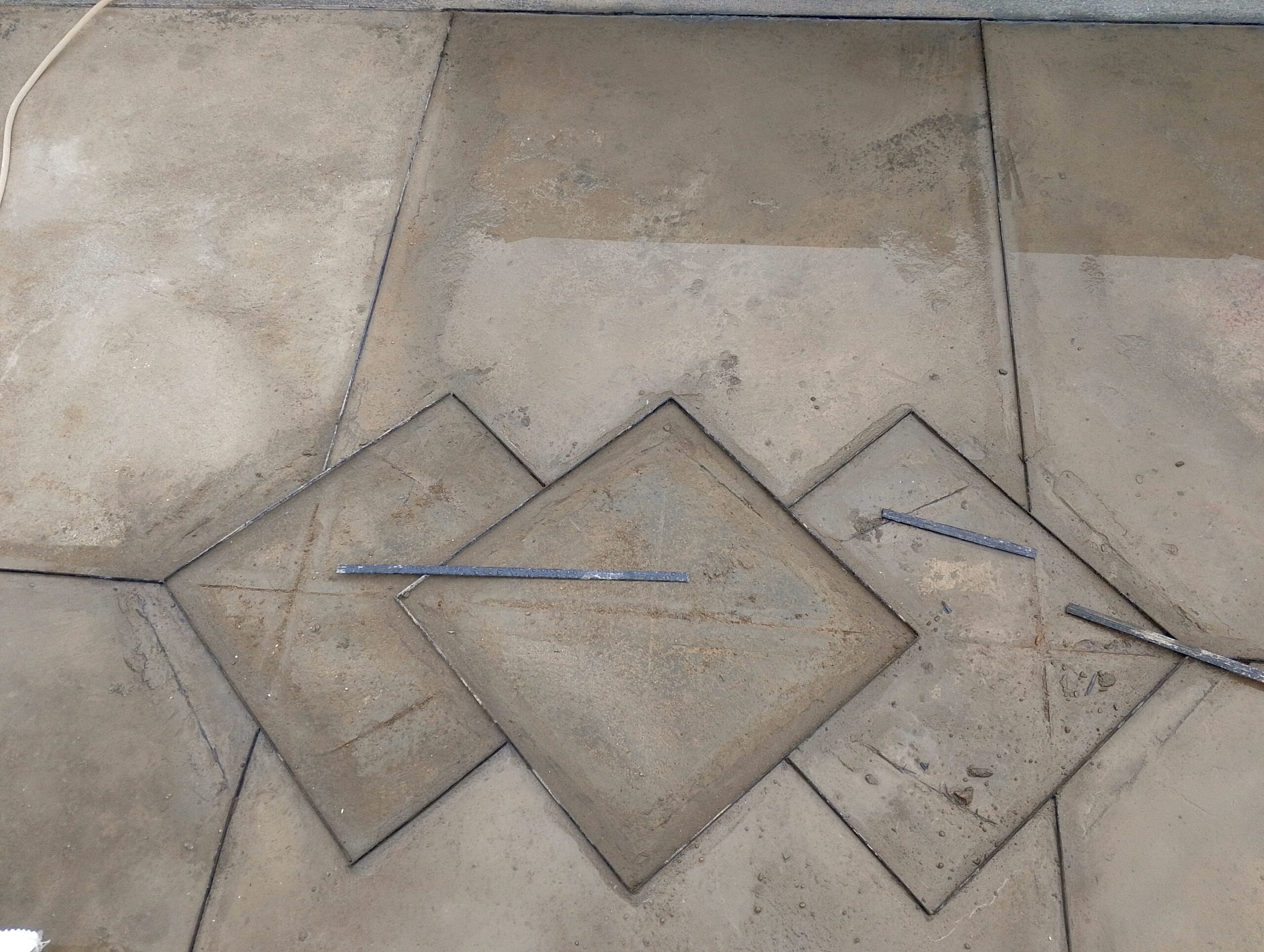 Screed gradient for drainage