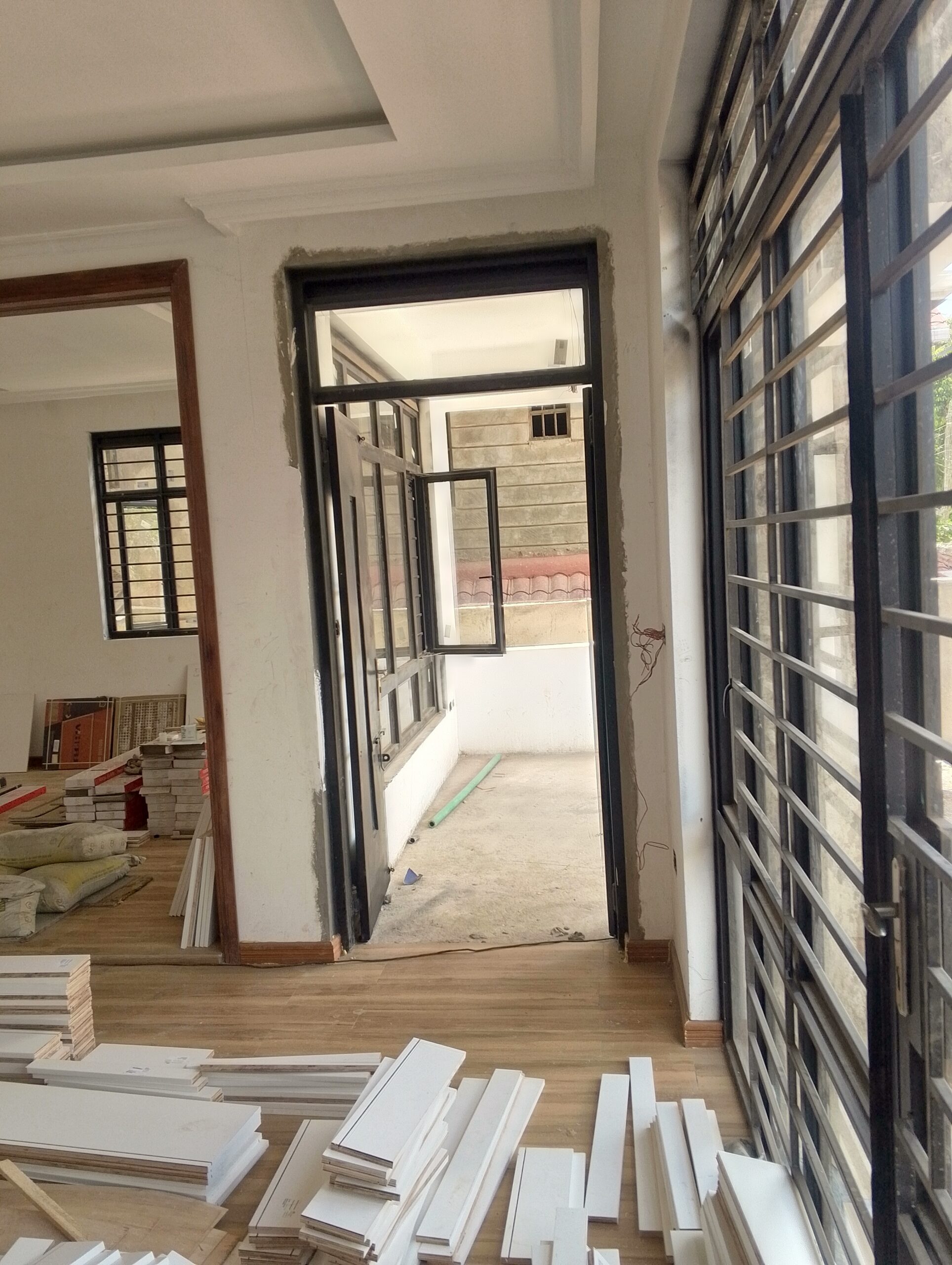 Solid wood threshold details