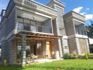 Luxury Home Builders in Nairobi: How Jokembu Delivered a Turnkey Off-Grid Home in Njathaini